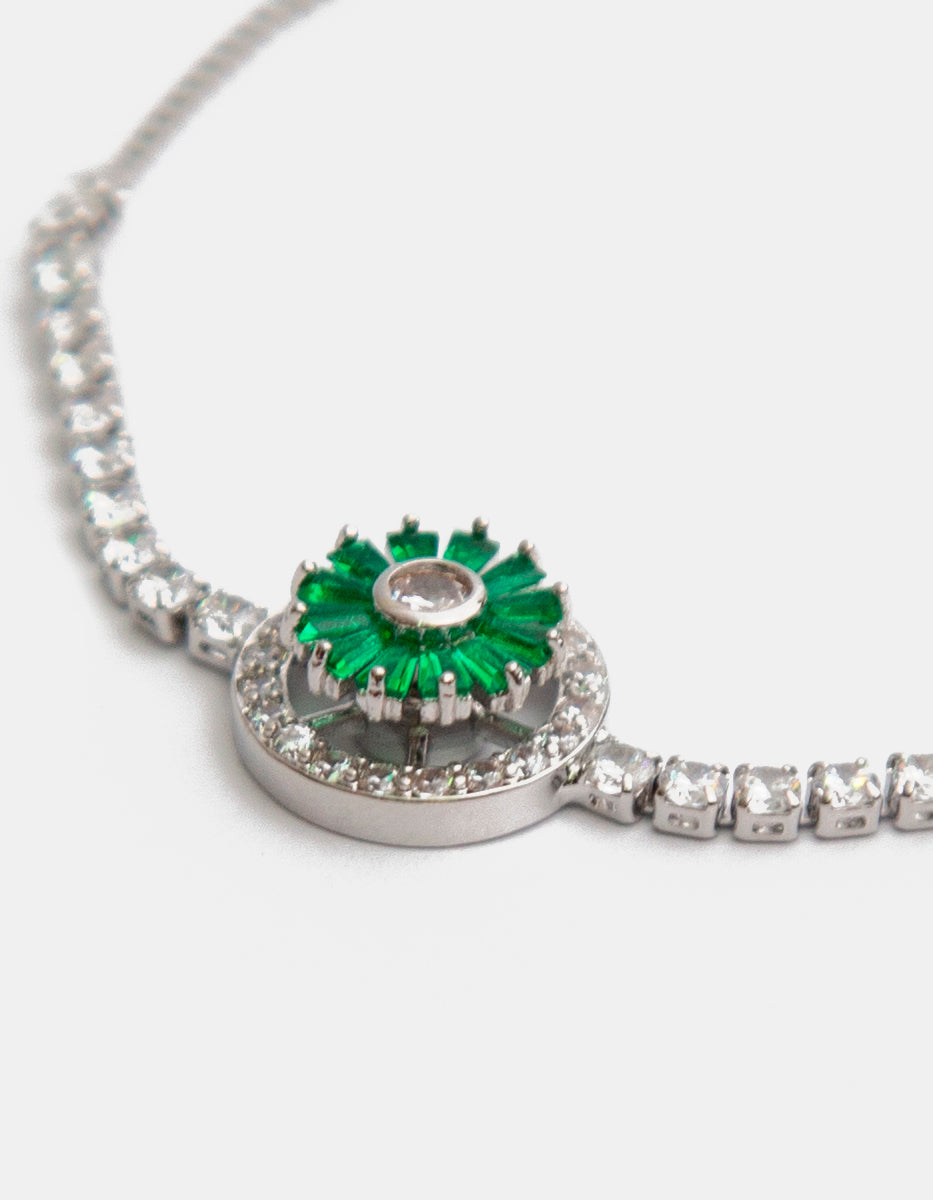 Pulsera Ajustable en Plata .925 con Baño de Rodio, Flor Mini con Esmeraldas de Bombay y Topacios Blancos Festive Style