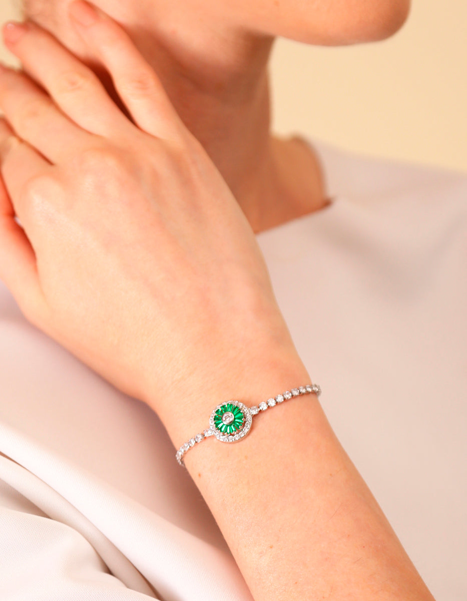 ⚡Ei Pulsera Ajustable en Plata .925 con Baño de Rodio, Flor Mini con Esmeraldas de Bombay y Topacios Blancos