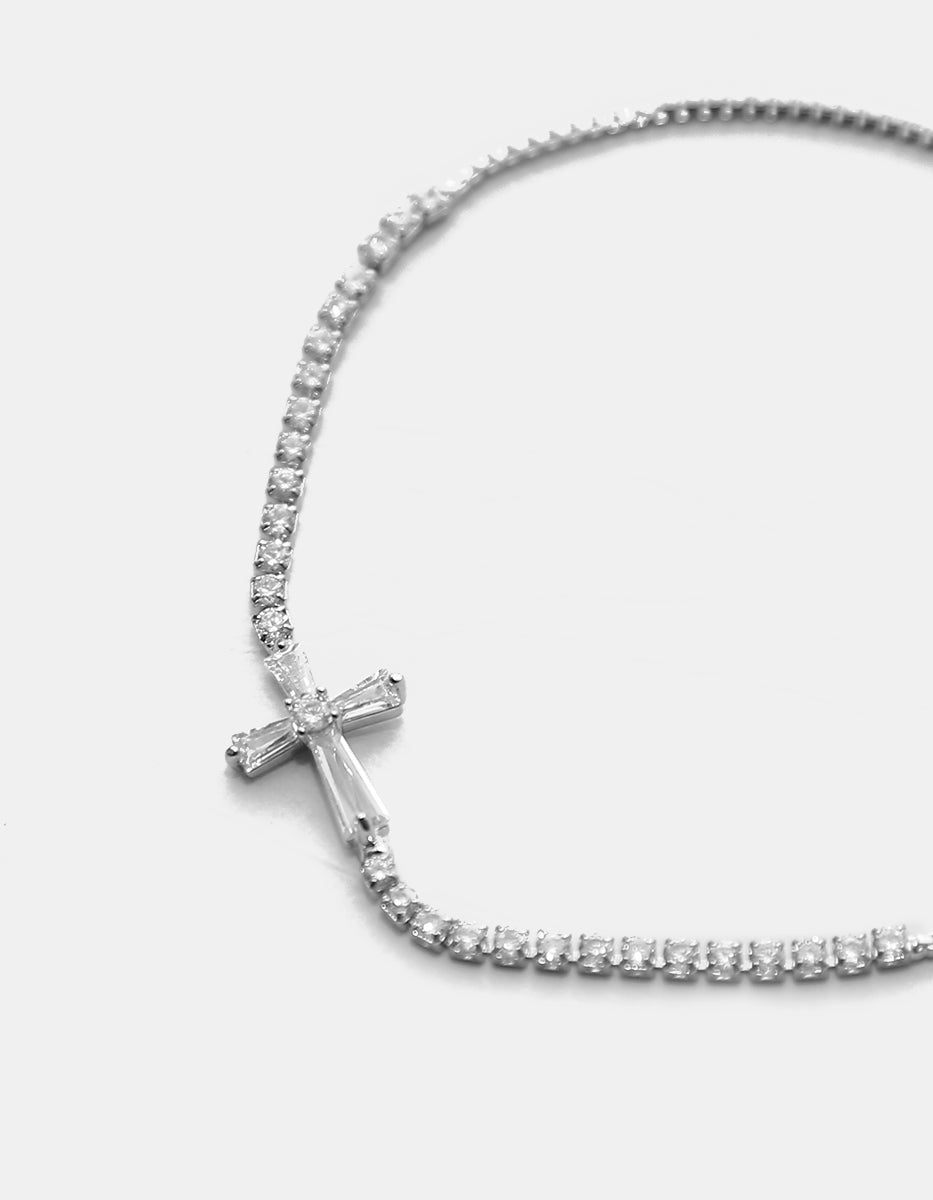 ⚡Ei Pulsera Ajustable en Plata .925 con Baño de Rodio, Dije de Cruz Mini y Topacios Blancos