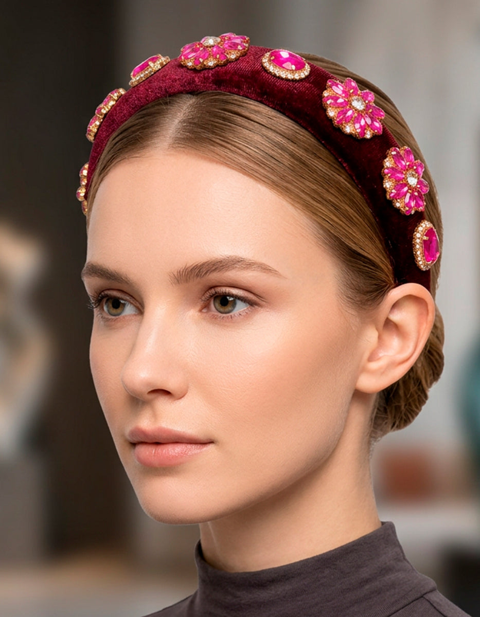 Diadema de terciopelo rosa con espinolita y cristales facetados