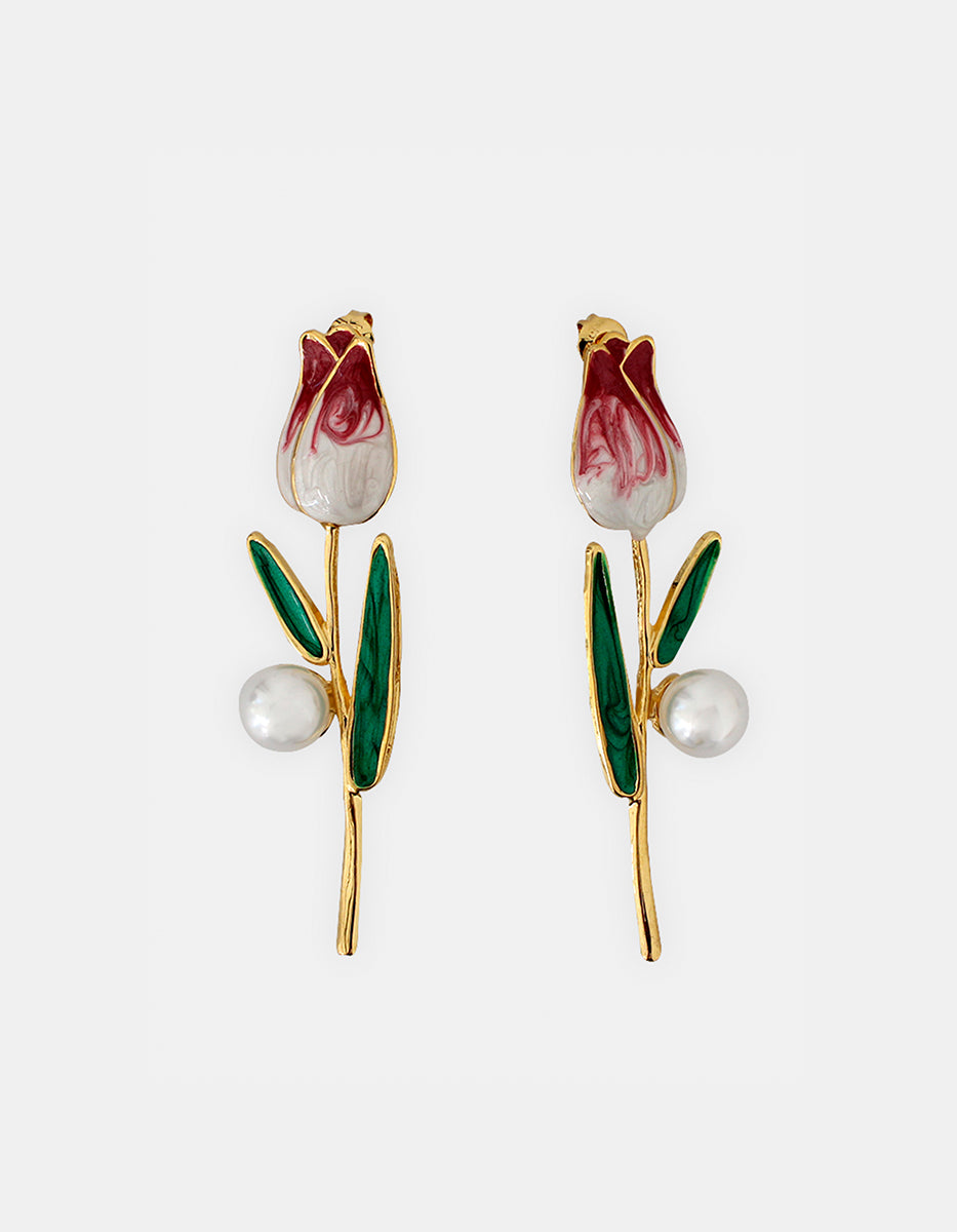 Aretes de oro laminado 22kt en forma de tulipán Mandragora