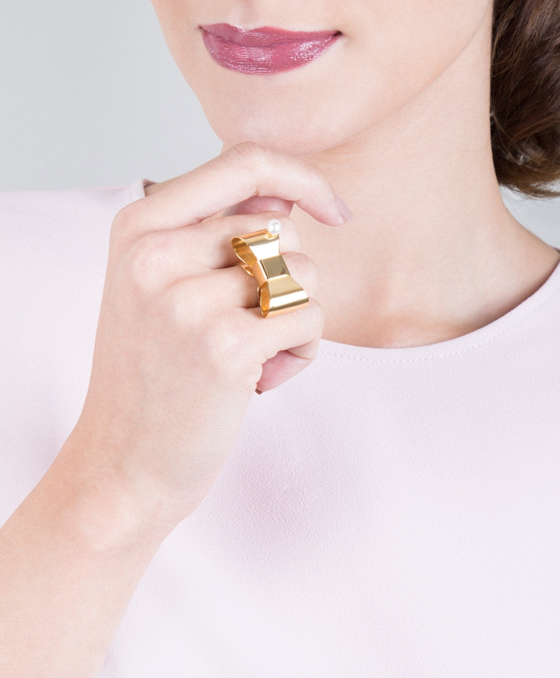 Anillo ajustable con moño Viena