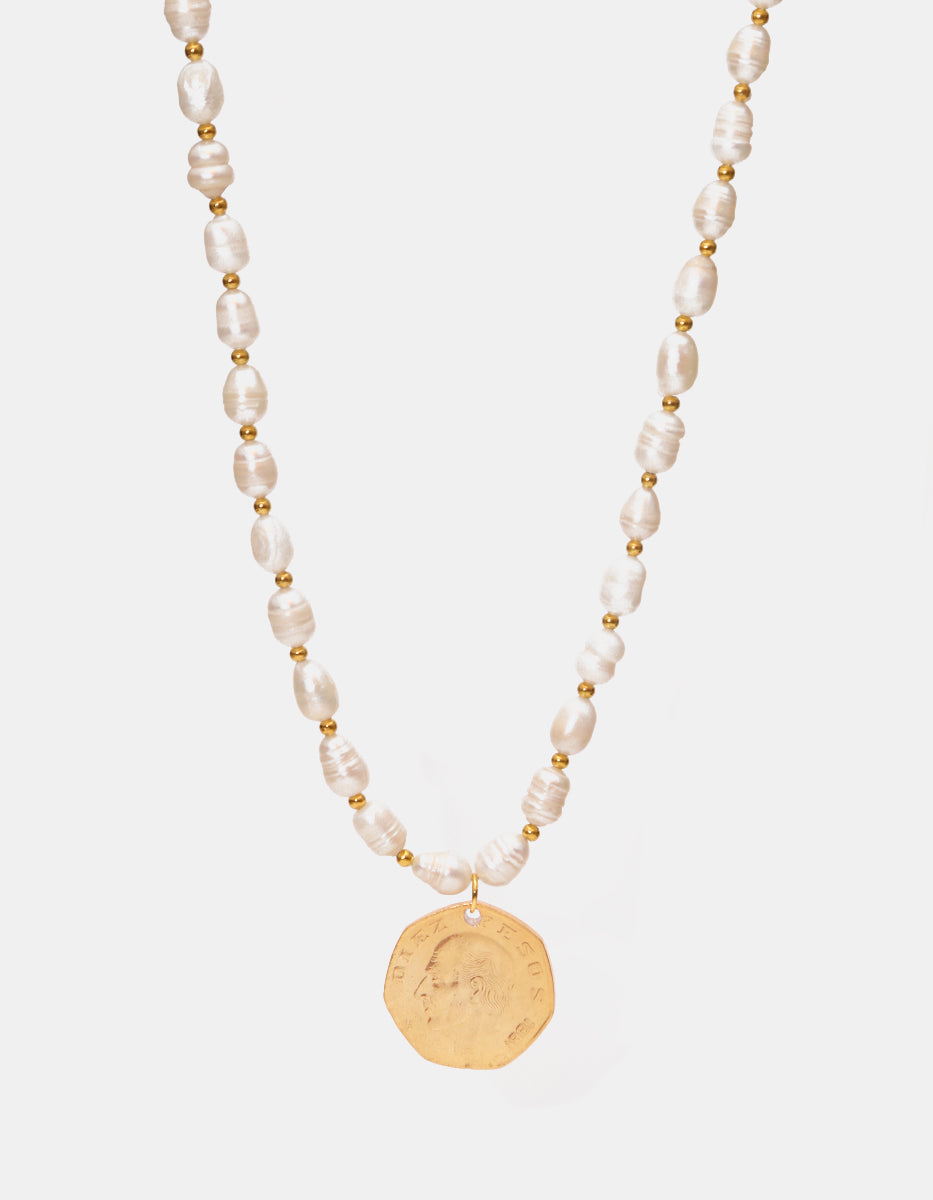 Collar con perla natural intercalada & moneda baño oro 22kt Memorias