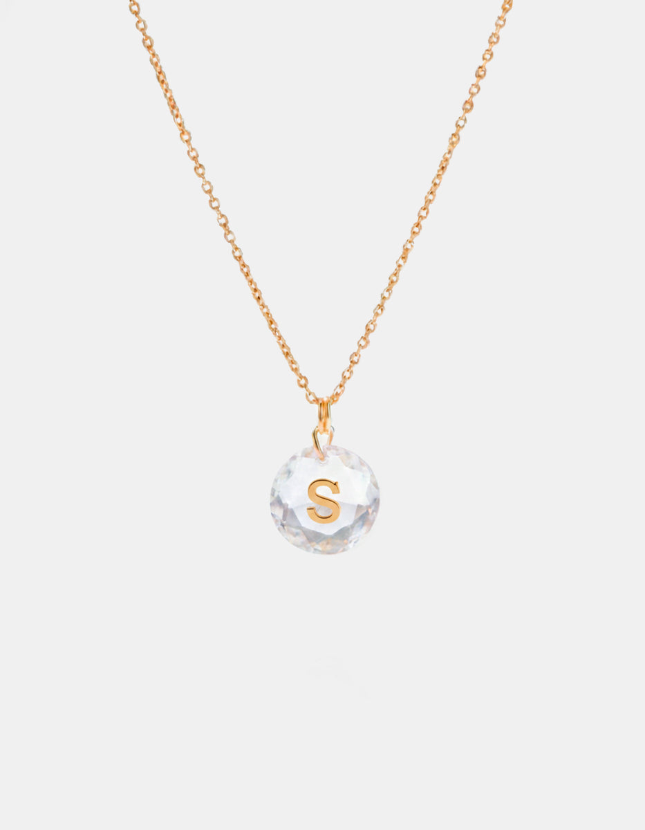 Collar con dije espinolita facetada con inicial S plata .925 con baño de oro 22kt Única