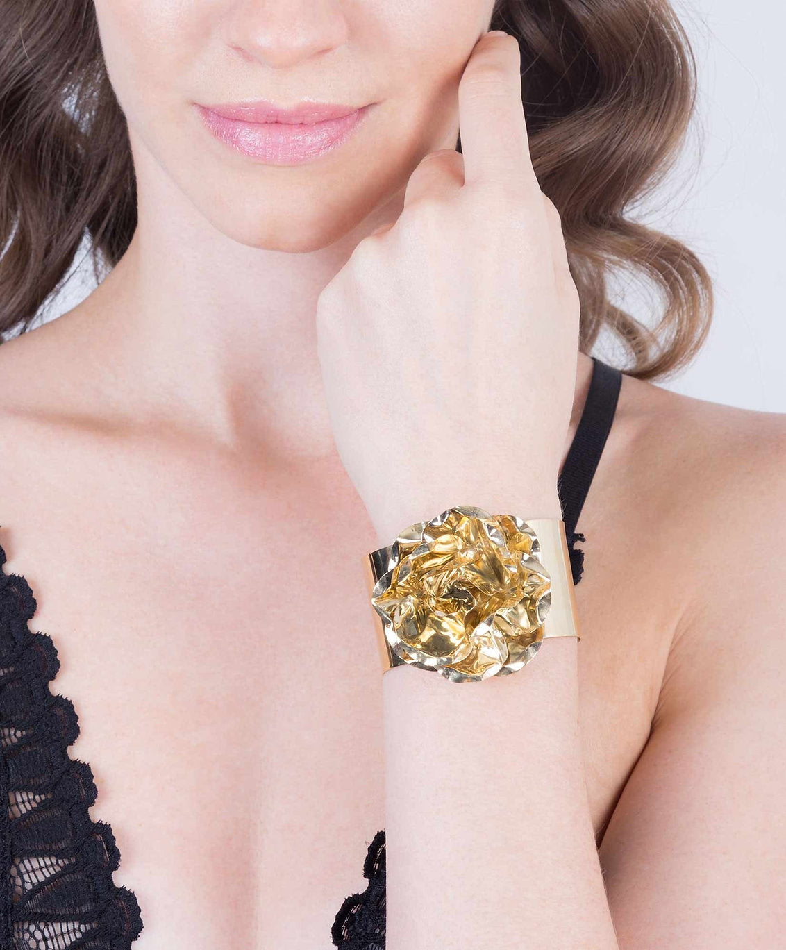 Brazalete con rosa Edén