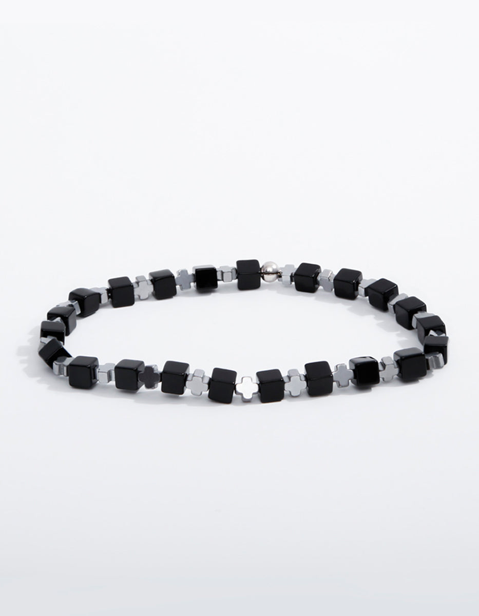 Pulsera hombre cubos de ónix y cruces rodinadas Nordic