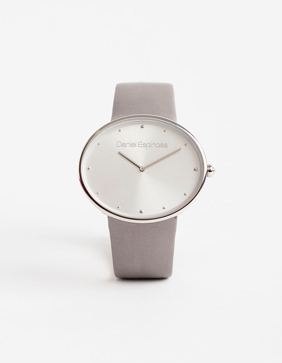 Reloj en Acero Inoxidable Gris con Bisel Plateado Hollywood