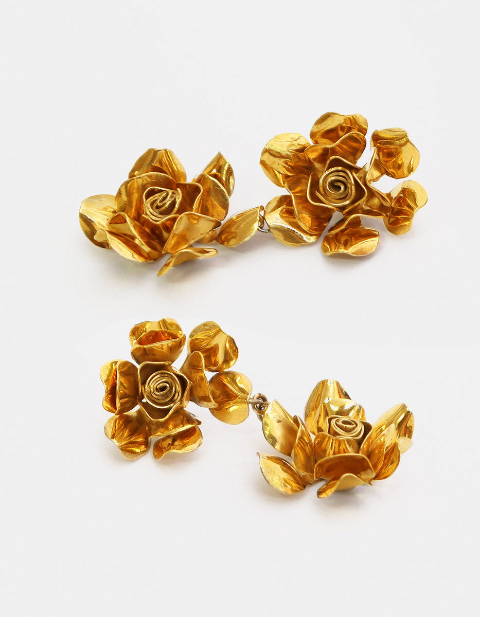 Aretes con flores en baño de oro Edén