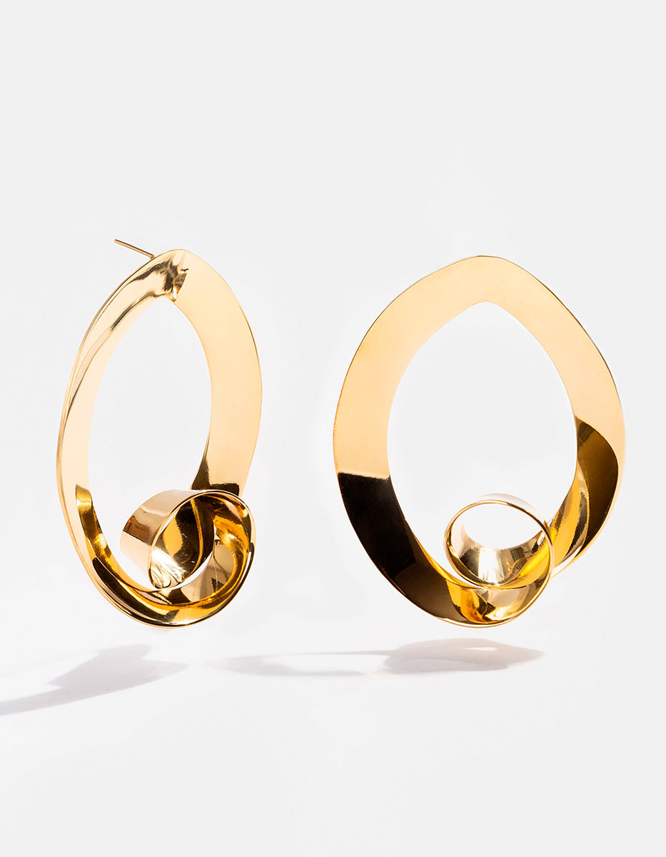 Aretes en forma de gota espiral Golden
