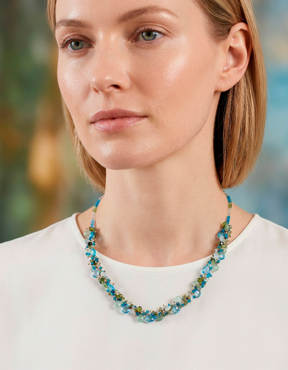 Collar de plata .925 con baño de oro 22k y piedras semipreciosas