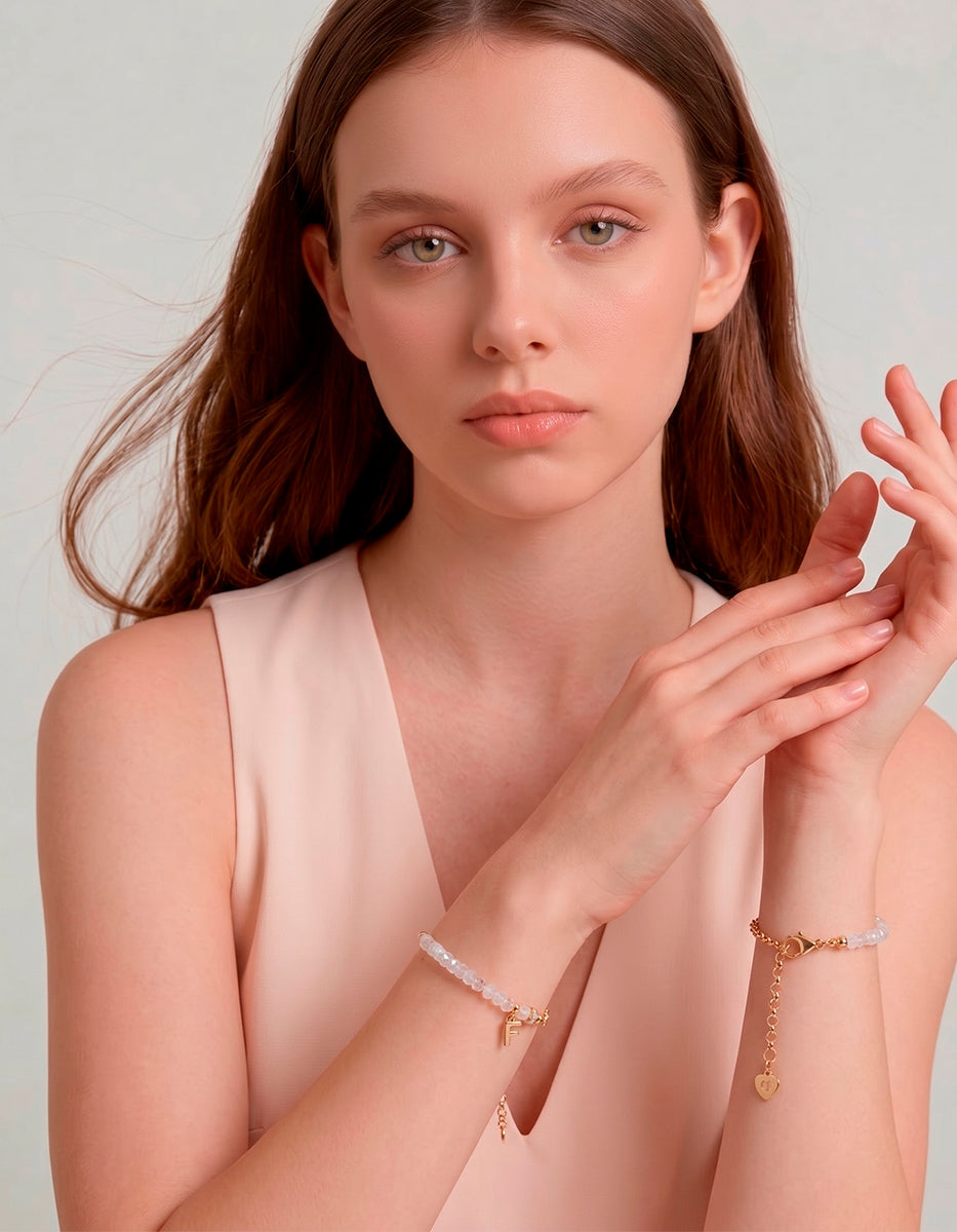 Pulsera con inicial F Lady