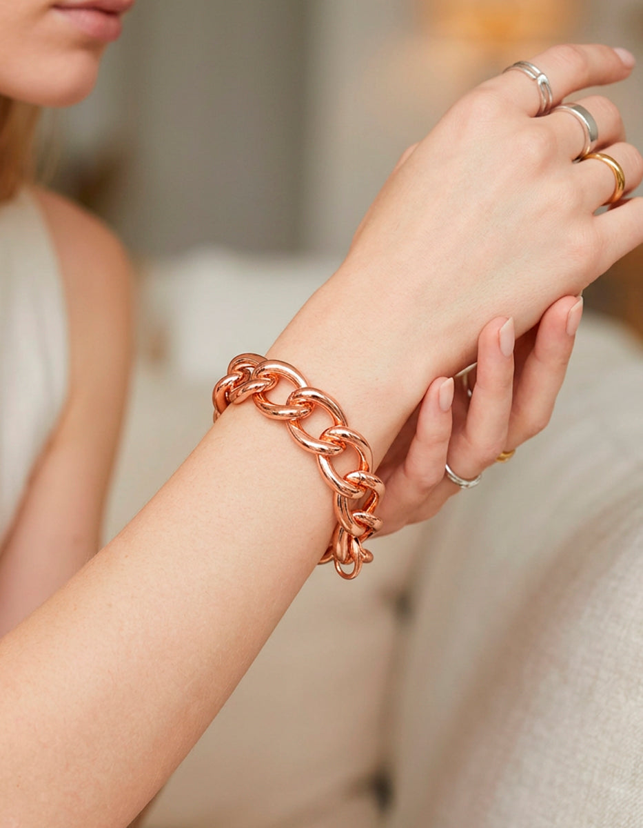 Pulsera de bronce en baño rosa con eslabones