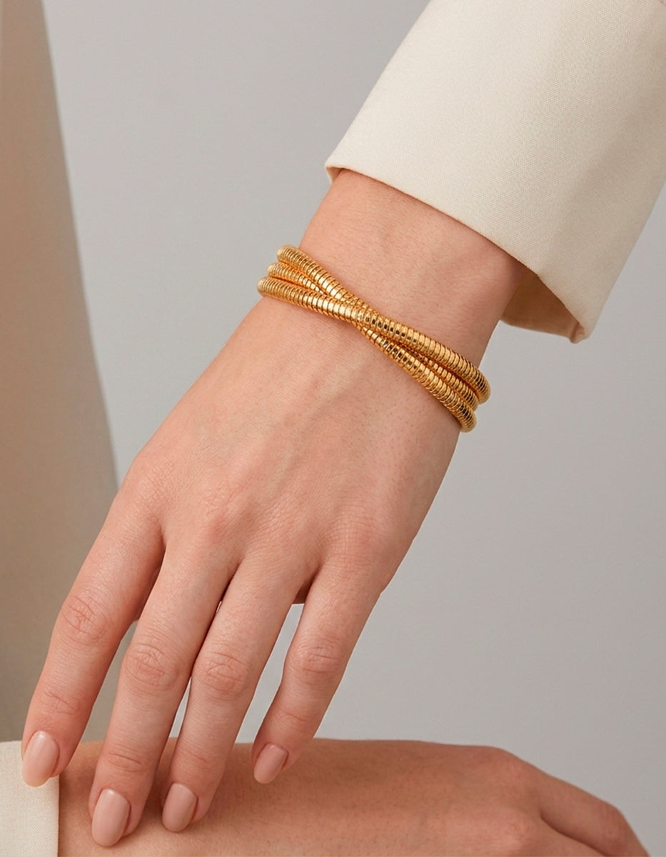 Pulsera de bronce con baño de oro 22 kt Triple hilo cerrado de 0.50 cm Fenicia