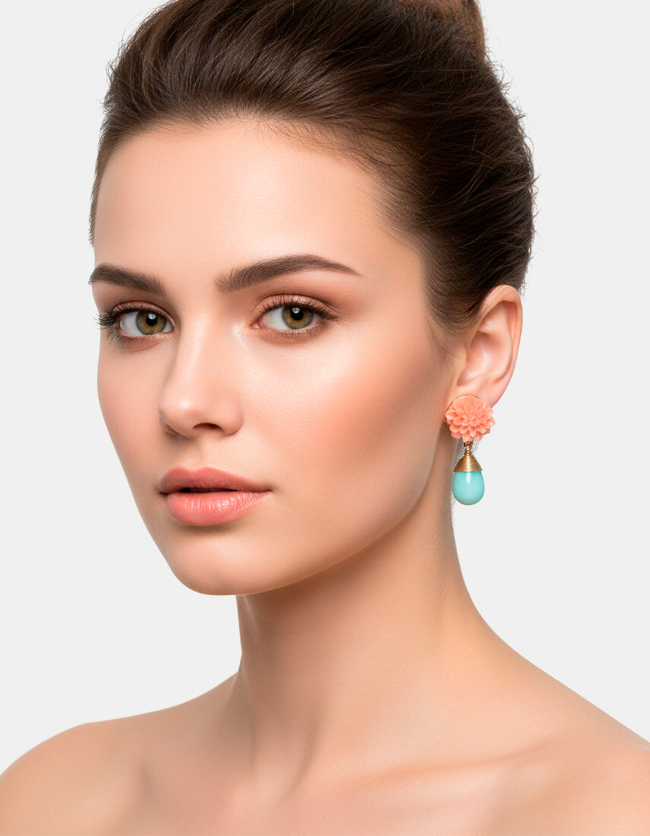 Arete en Bronce con Baño de Oro 22 kt, Jade y Baquelita Coral Engarzada L.I.F.E