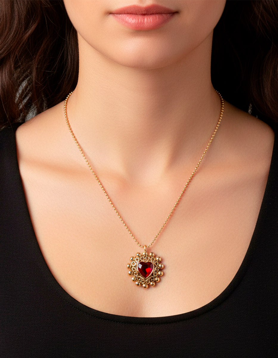Collar de Plata .925 con Baño de Oro 22 kt y Piedra Espiolita en Forma de Corazón Visiones