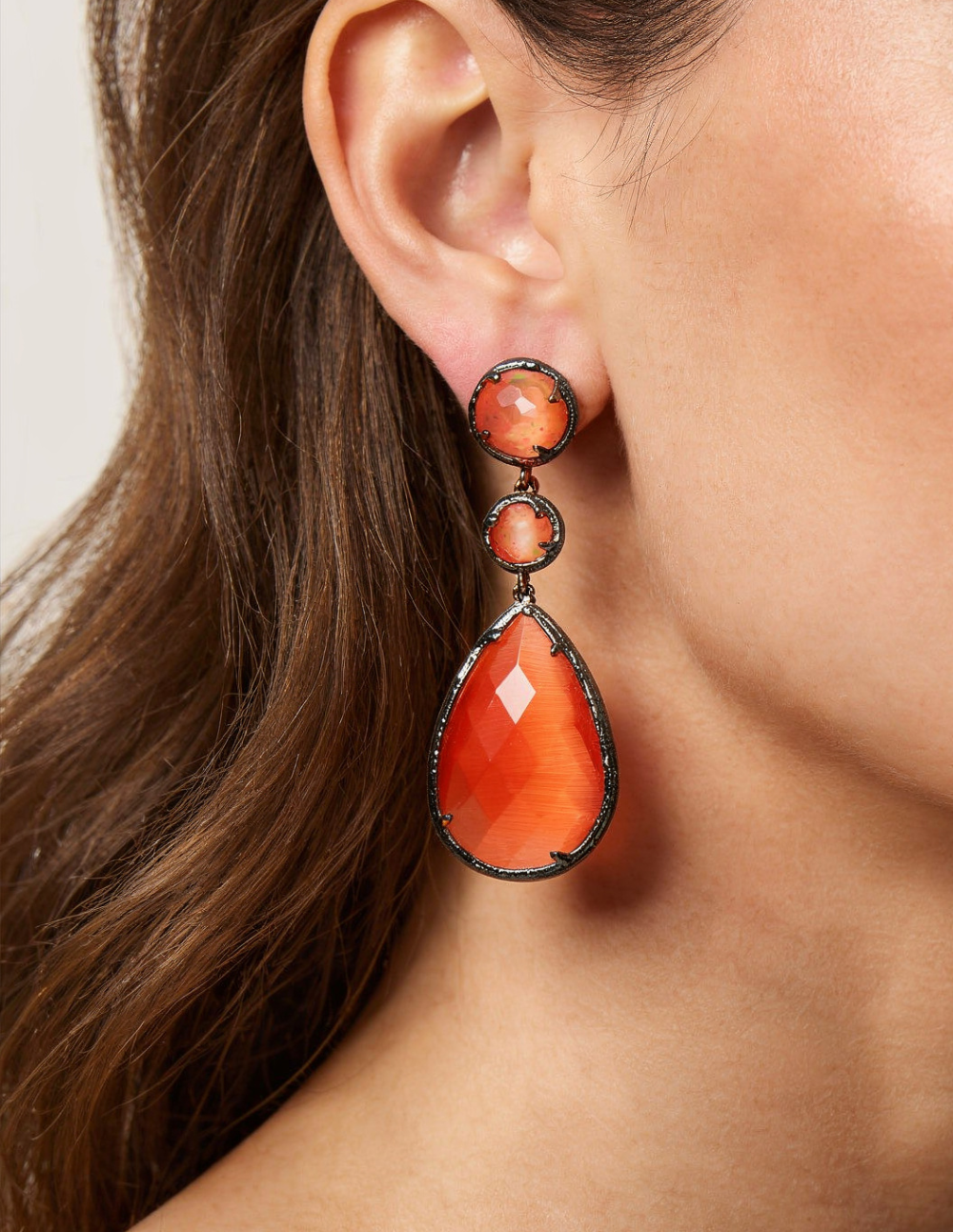 Aretes con espinolita tono naranja Marquesa