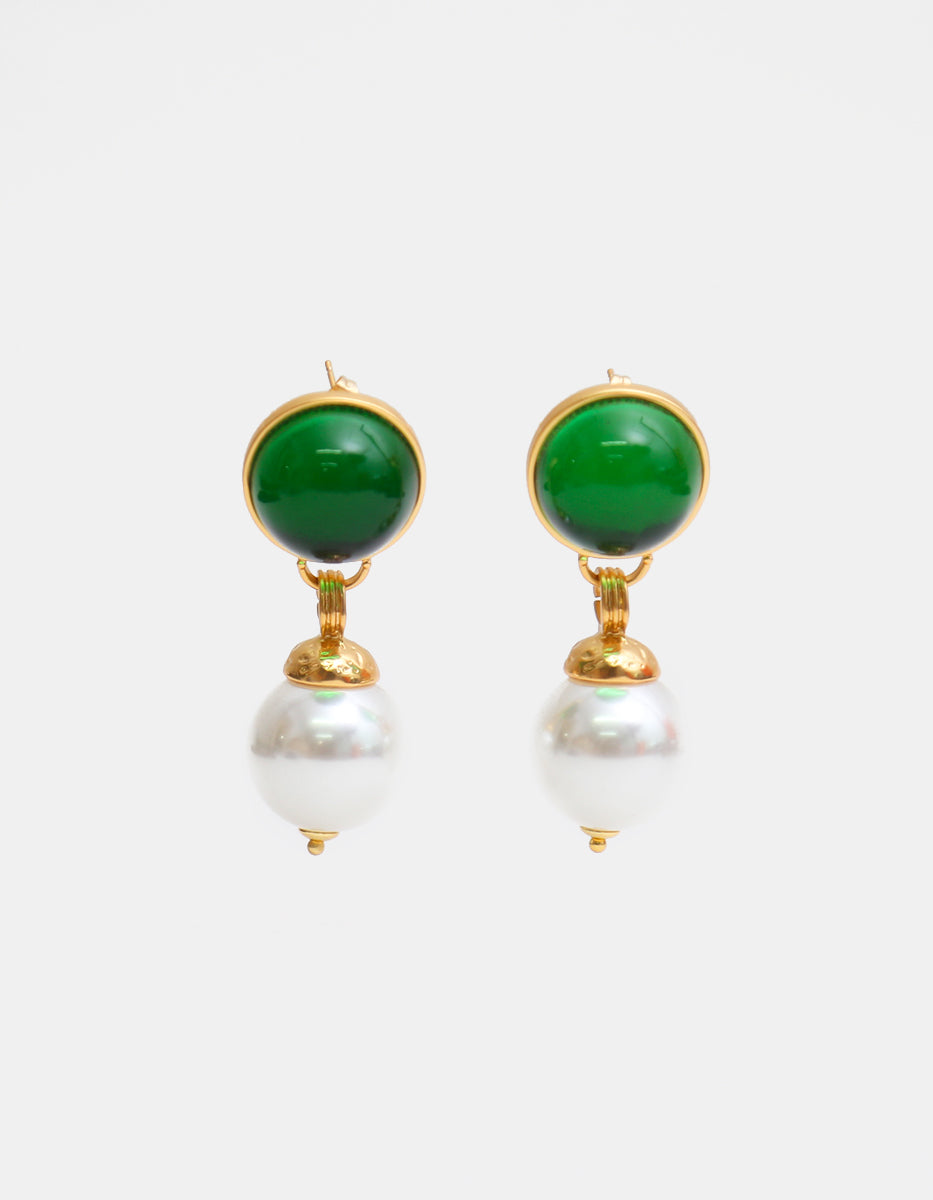 Aretes estilo gota en oro laminado de 22kt con gema verde esmeralda y perla Mabe