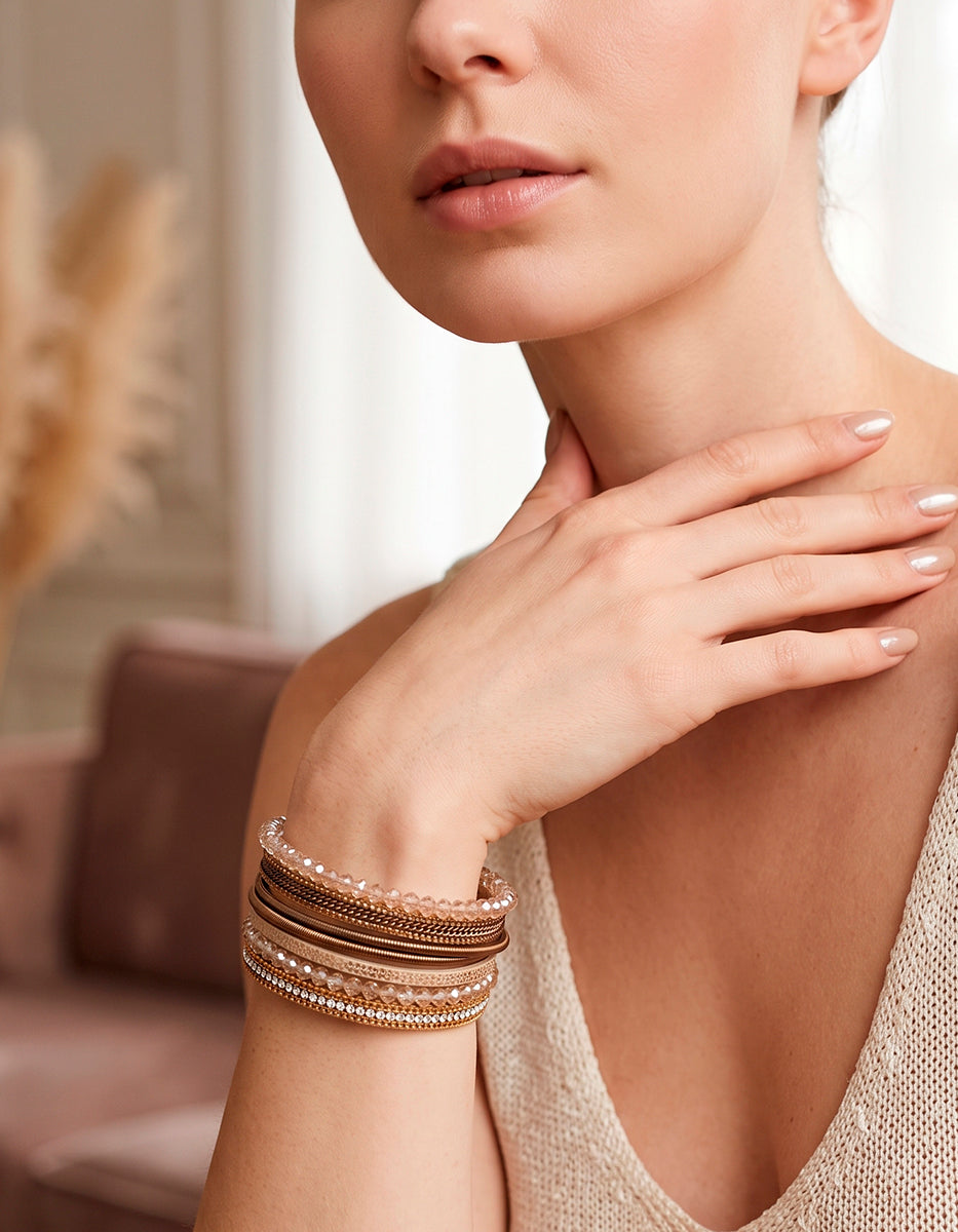 Pulsera de 6 Hilos Tono Café y Dorado con Cristal Austriaco y Cierre Magnético