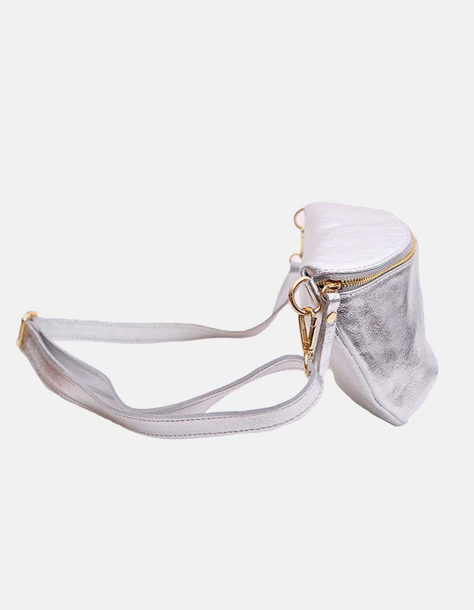 Chest Bag de Piel Color Plata Glam Bags