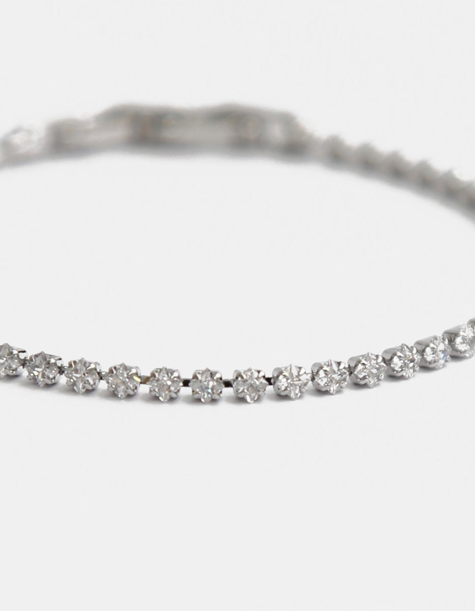 Pulsera en baño de platino con topacios blancos en corte princesa Festive Style