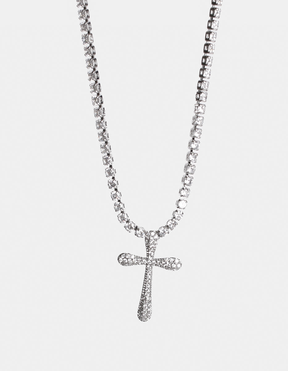 Collar en baño Platino con dije en forma de cruz y topacios blancos Festive Style