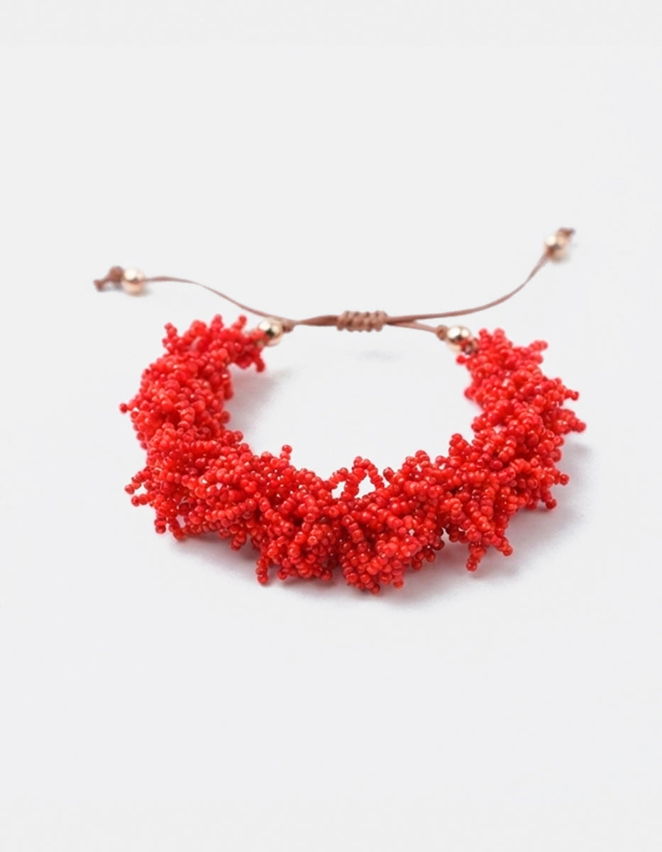 Pulsera ajustable Goldfield 18K & cuentas rojas en forma de coral Ultramar