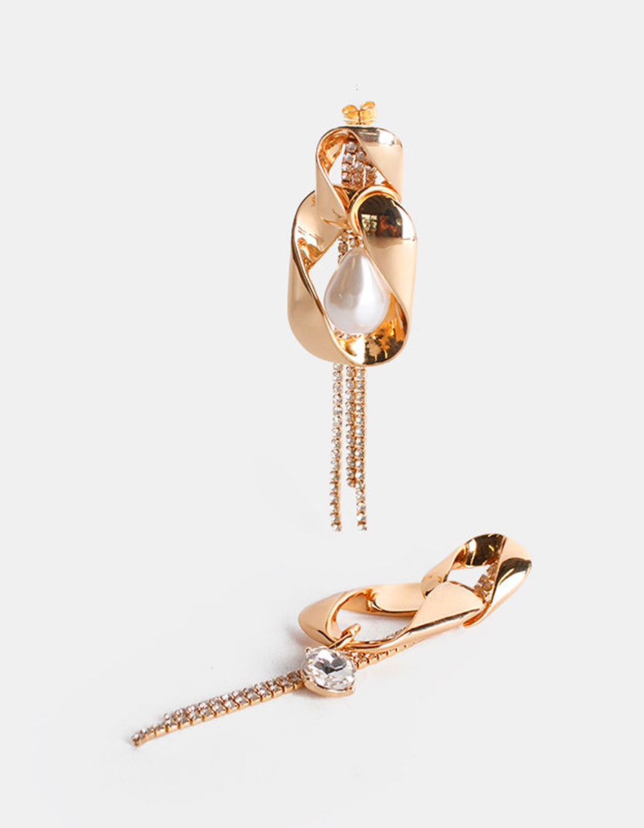 Aretes Oro laminado perla Mabe & topacio blanco Golden Chic