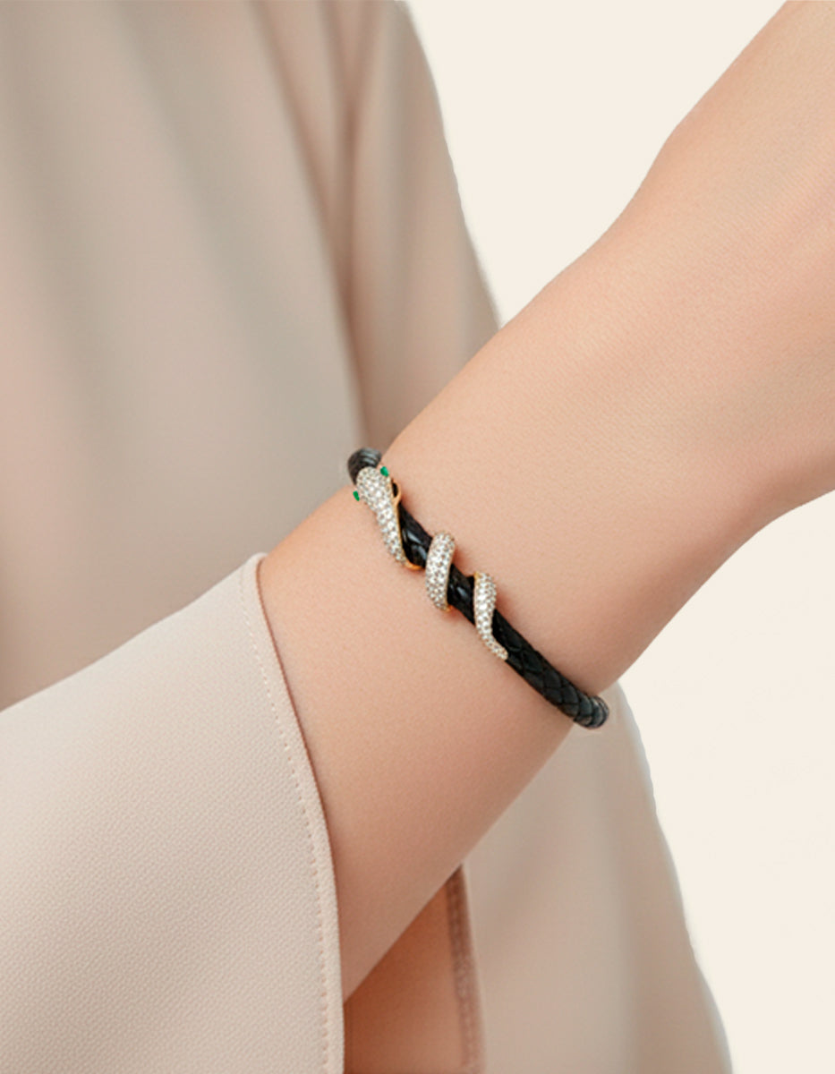 Pulsera de Piel adornada con serpiente con pave de circonitas blancas Poison Deluxe