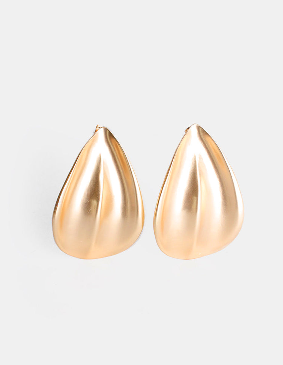 Aretes Oro laminado cóncavo Golden Chic