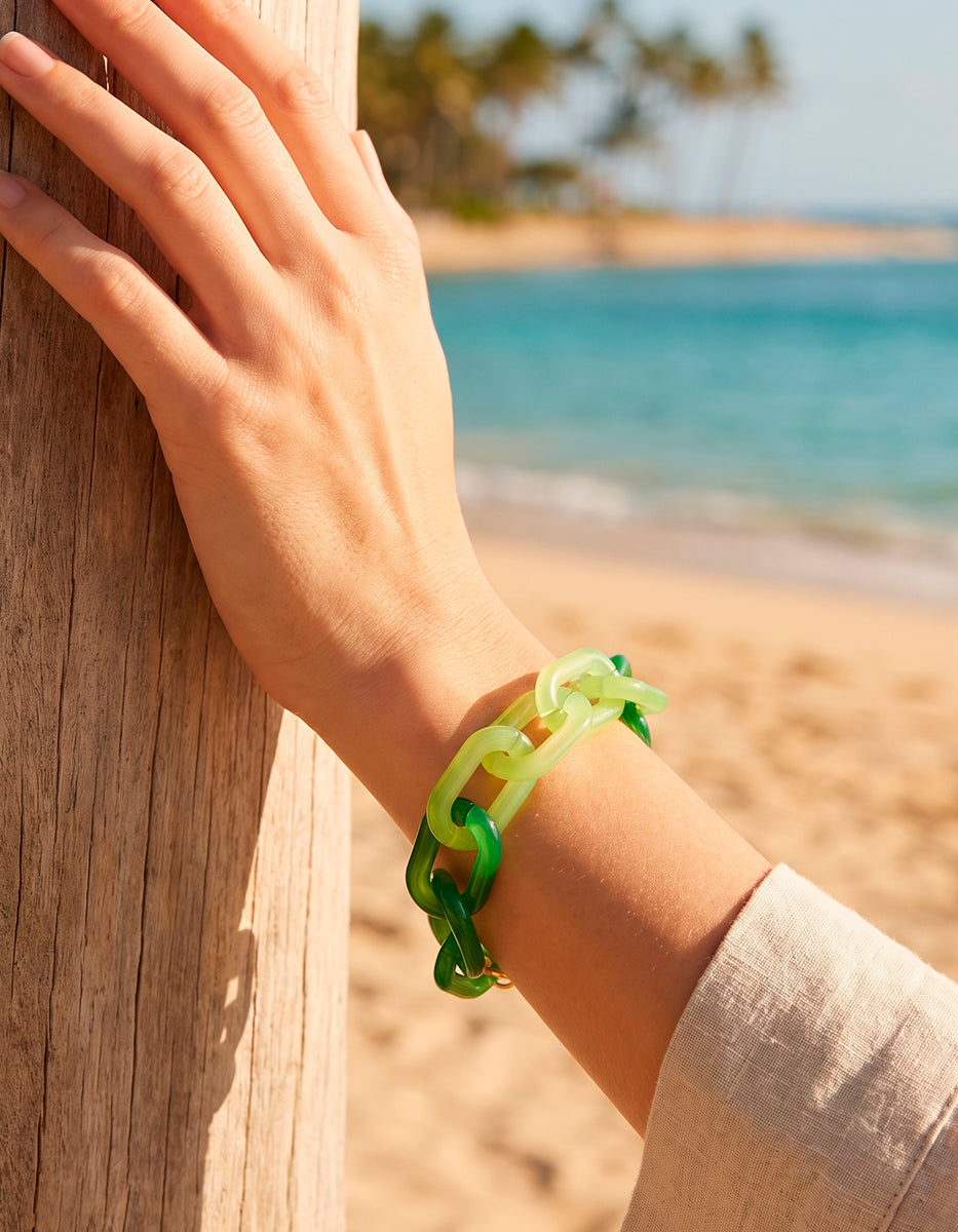 Pulsera de eslabones de acrílico bitono verde lima y bosque con cierre en gold-filled Ultramar
