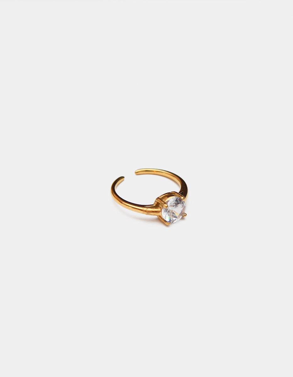 Anillo de bronce baño oro 22k con topacio blanco en corte brillante – Talla 7