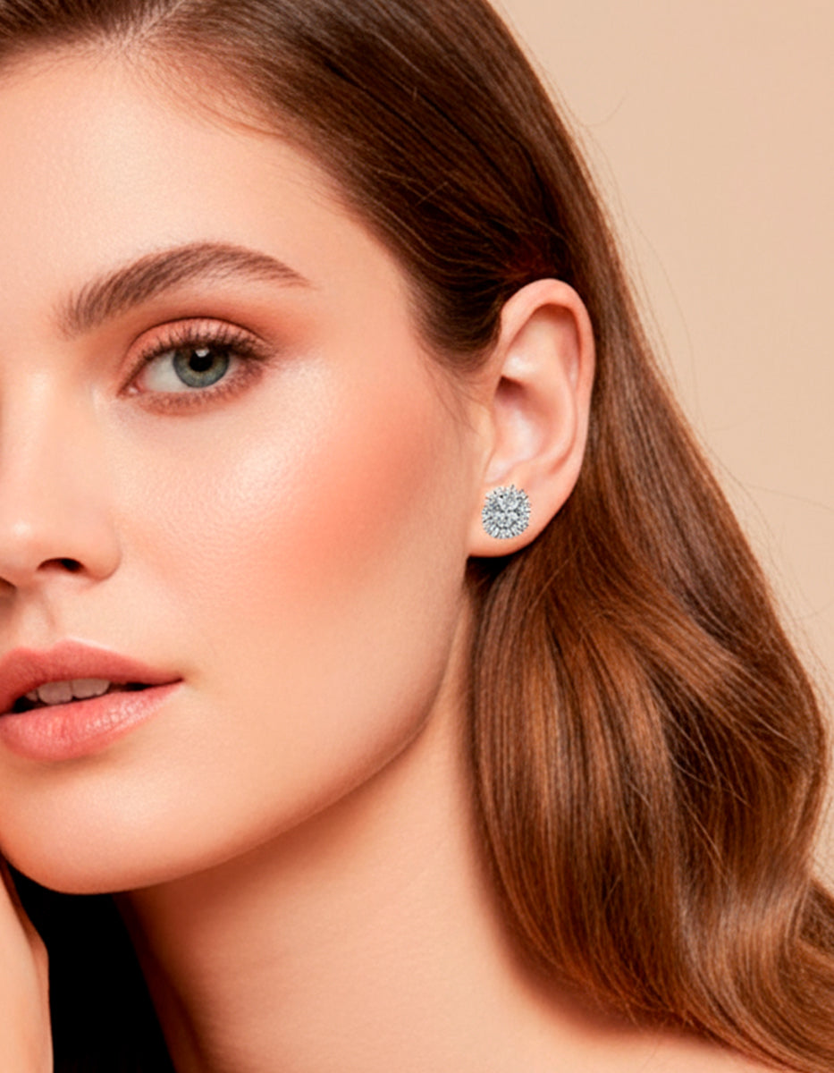 Aretes en Plata 925 bañados en Rodio Blanco con Topacios Blancos Sublime