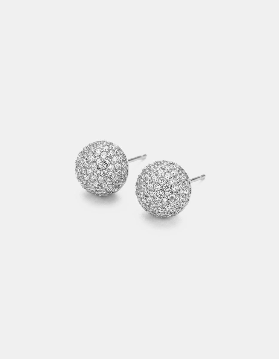 Aretes con baño Platino e incrustaciones de topacios blancos corte brillante Festive Style