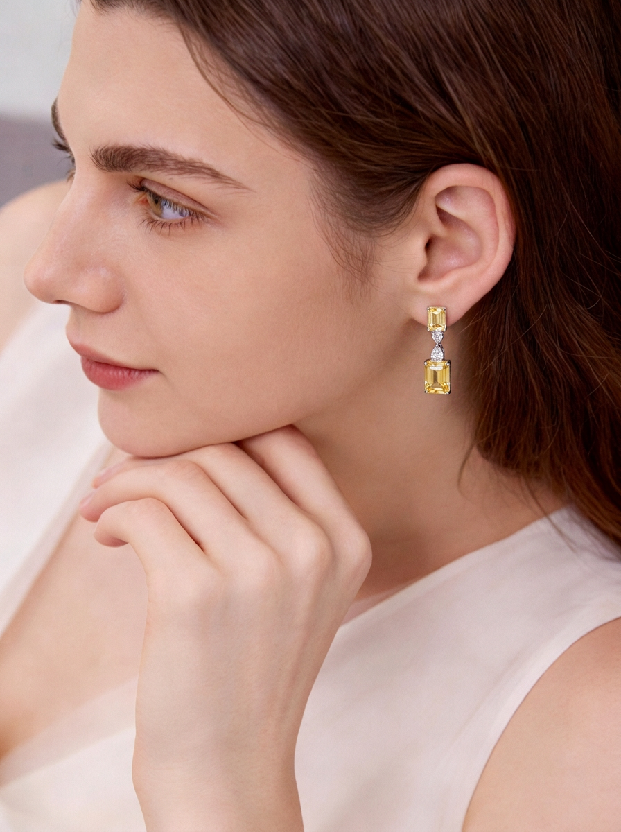 Aretes de Plata .925 con citrinos amarillos en corte radiante y topacios blancos Seducción