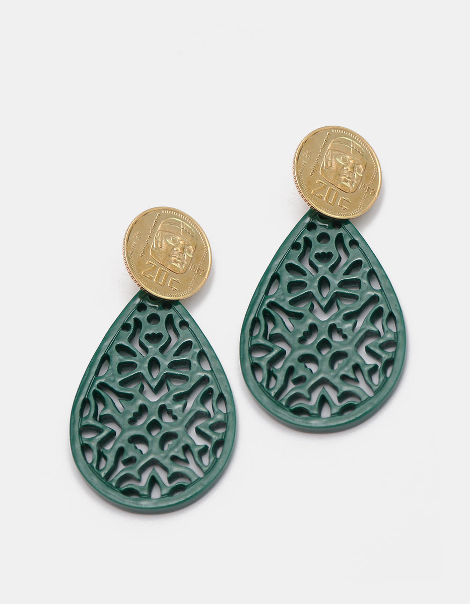 Aretes con Moneda Cultura Olmeca 20 Centavos y Gota Calada de Baquelita Verde en Baño de Oro de 22kt