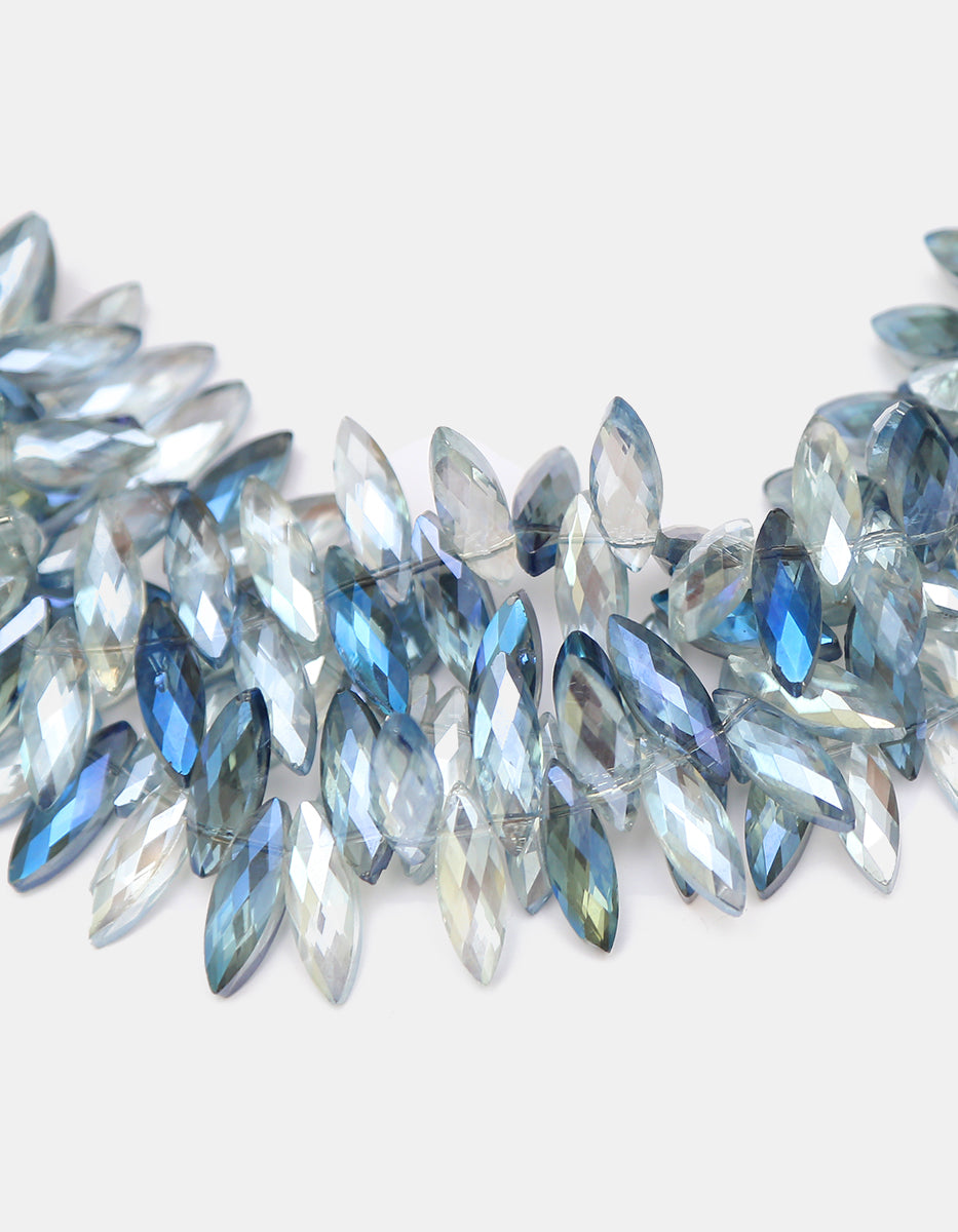Collar Statement con Cristales Marquesa Azul y Gris, Cuentas Filigranadas y Baño de Oro de 22kt