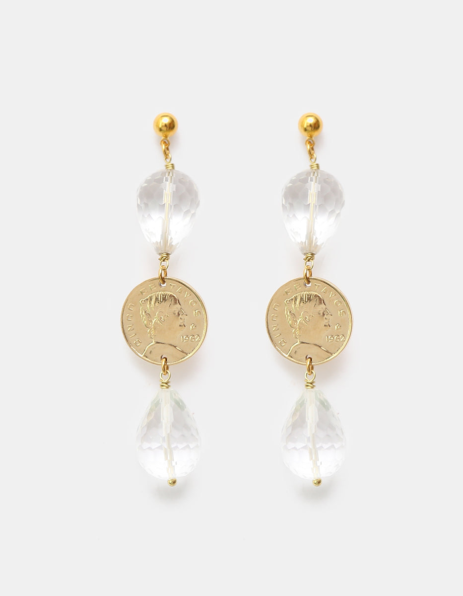 Aretes con Moneda Josefa Ortiz de Domínguez en Baño de Oro de 22kt y Gotas de Cristales Facetados