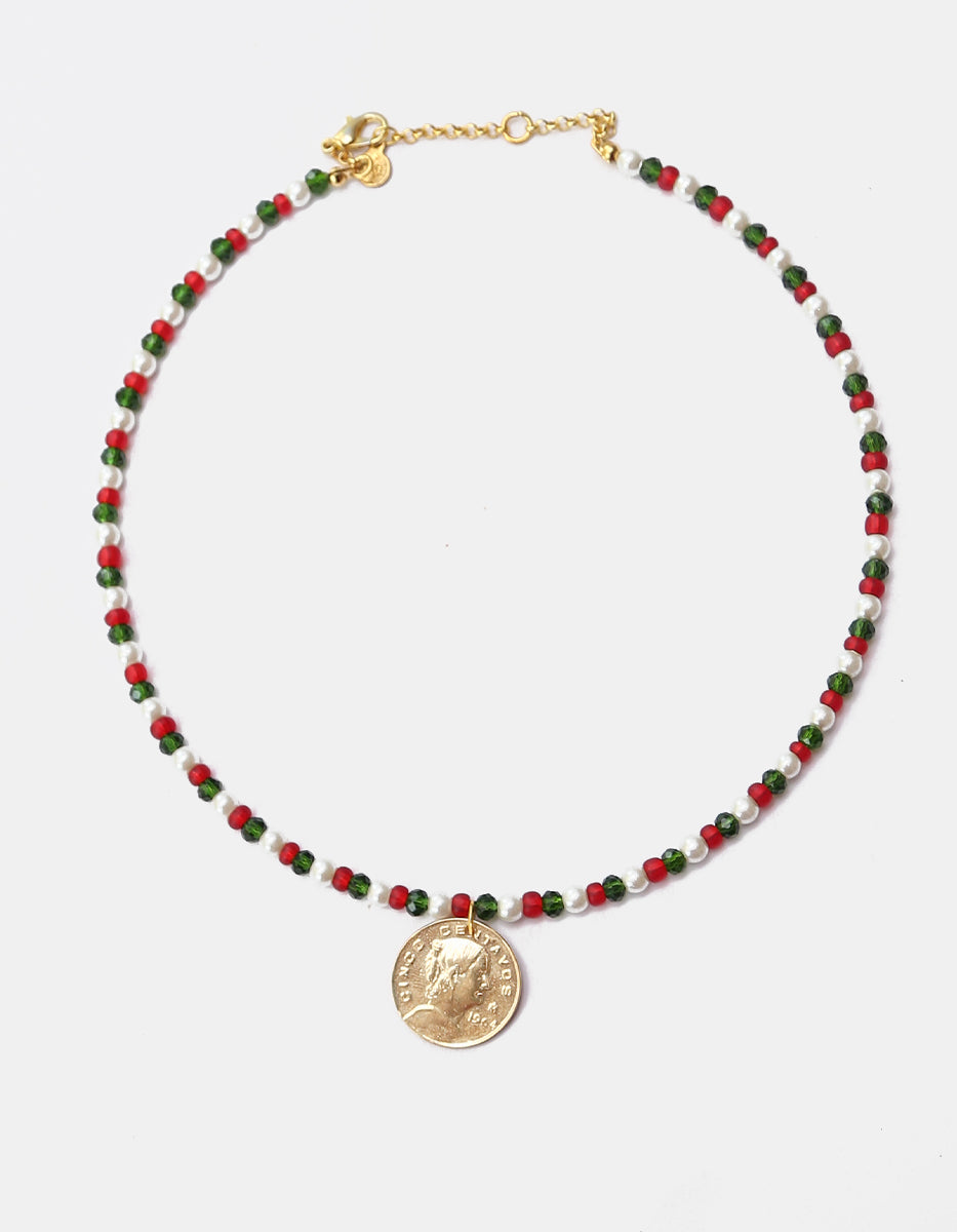 Gargantilla Tricolor con Cuentas Cristal, Perlas y Moneda Josefa Ortiz 5 Centavos en Baño de Oro de 22kt