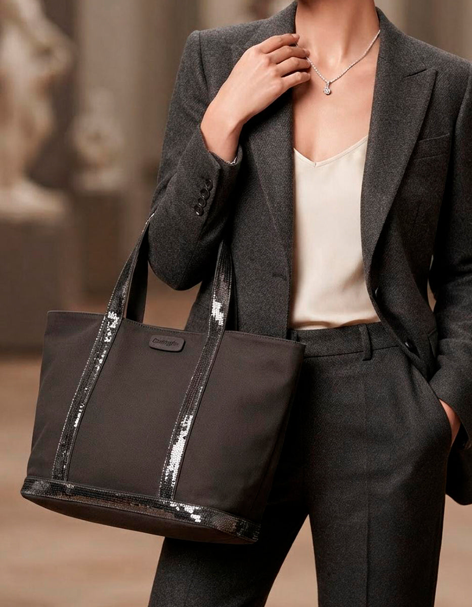 Bolso tote de lona negra con franjas de lentejuelas plateadas y asas al hombro