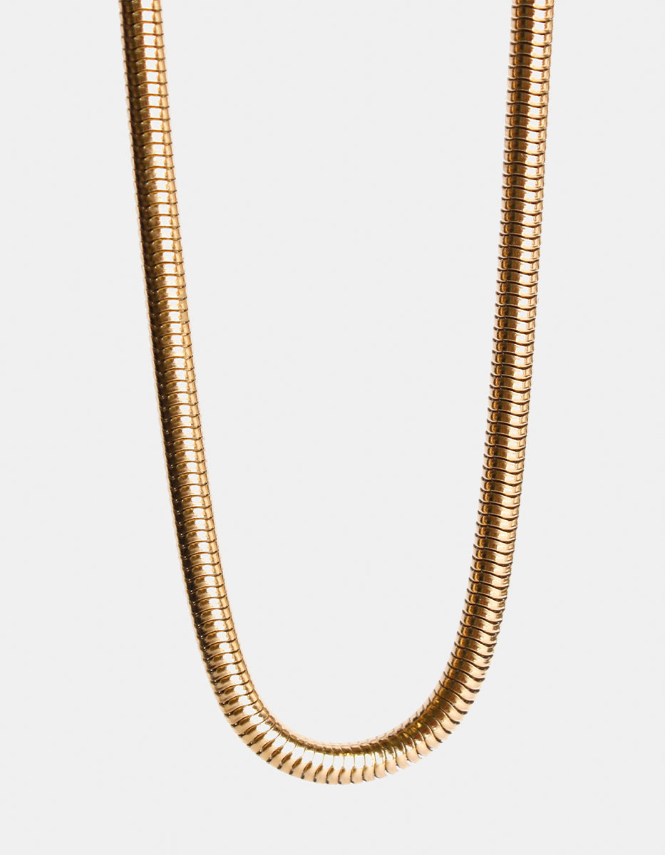 Collar de oro laminado 22k estilo panza de víbora de 45 cm
