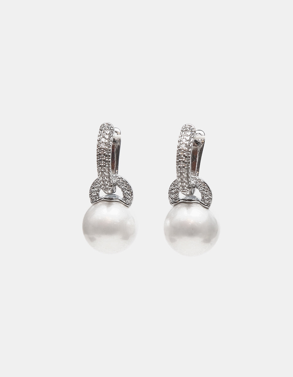 Aretes de Plata .925 con baño de rodio, topacios blancos y perla mabe Festive Style