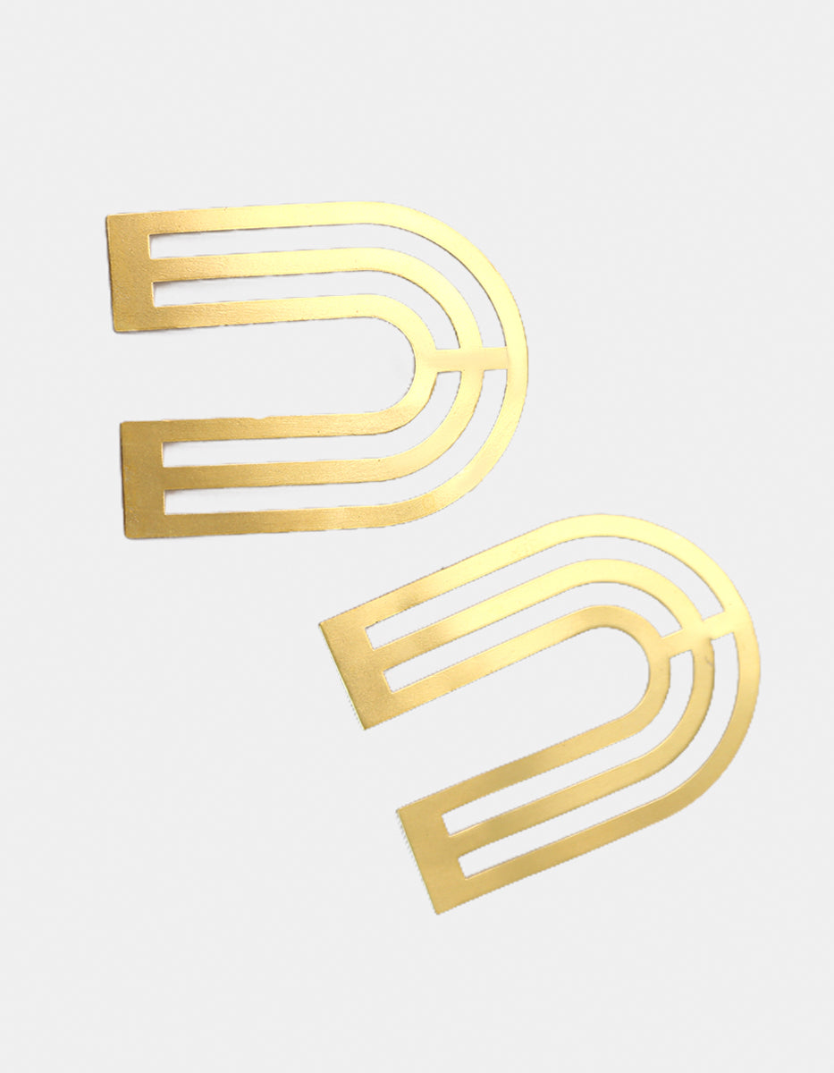 Aretes en forma de U de triple banda con gold-filled en acabado mate Golden Chic