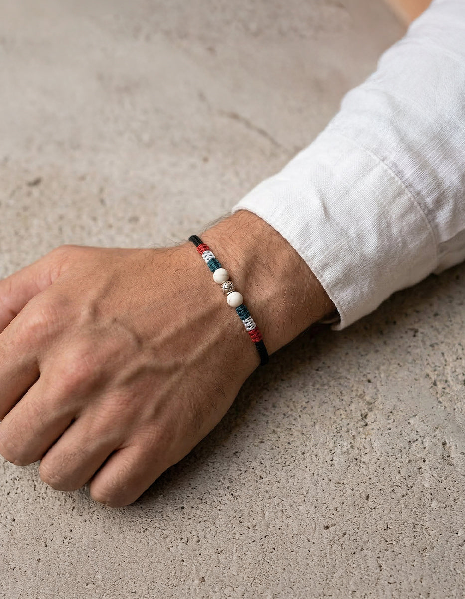 Pulsera México 68 Balón de Plata de Ley .925 y Ágatas blancas