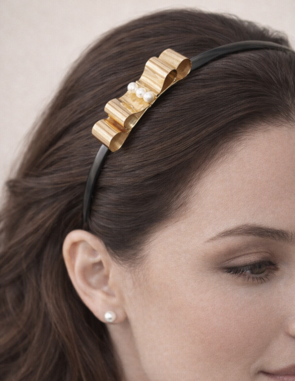 Diadema con moño & perlas mabe Viena