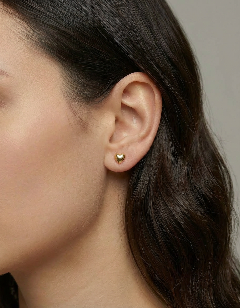 Broqueles de bronce en baño de oro en forma de corazón 4mm Love Story