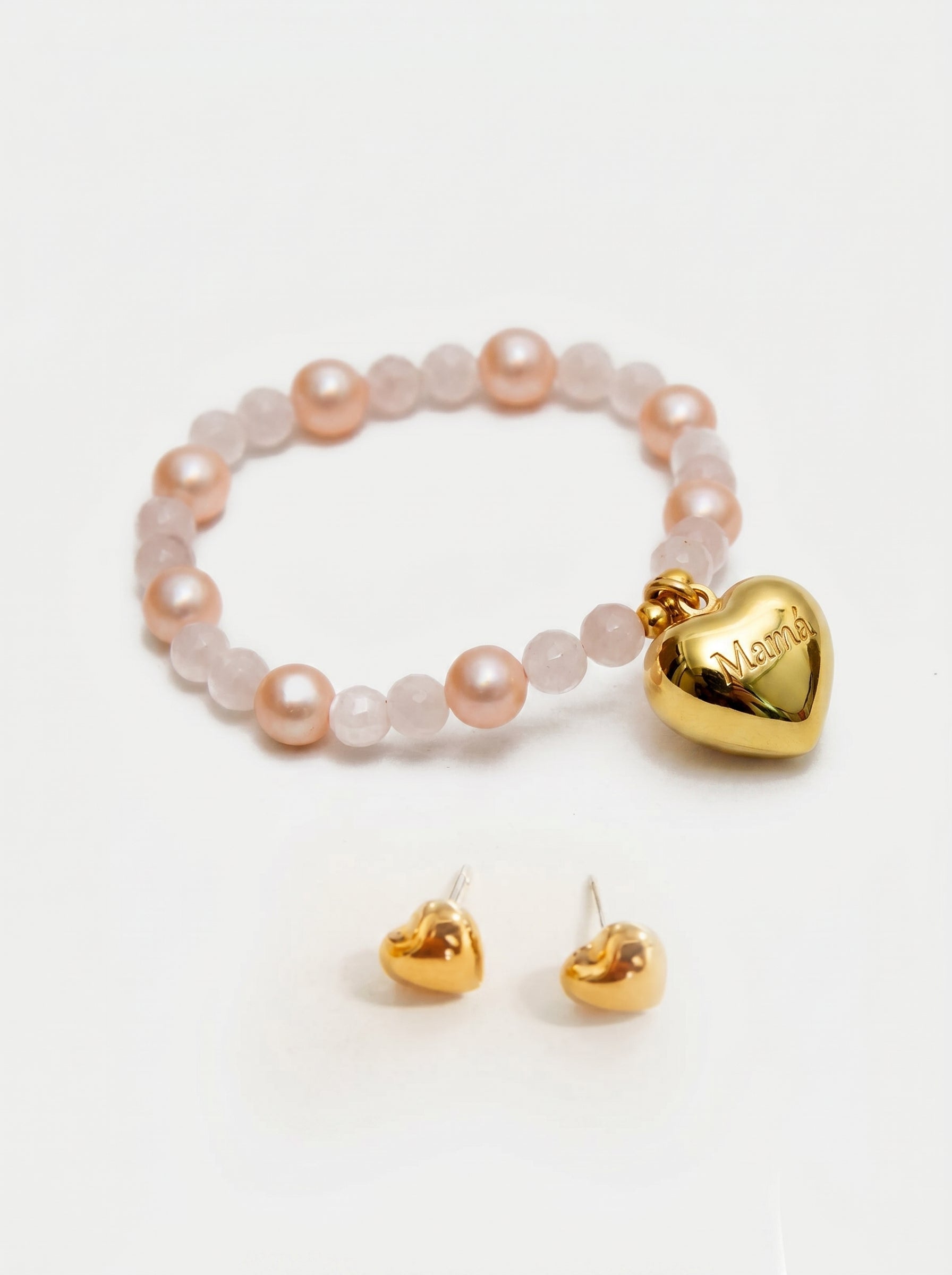 Set de Pulsera de perlas con corazón y broqueles con corazón