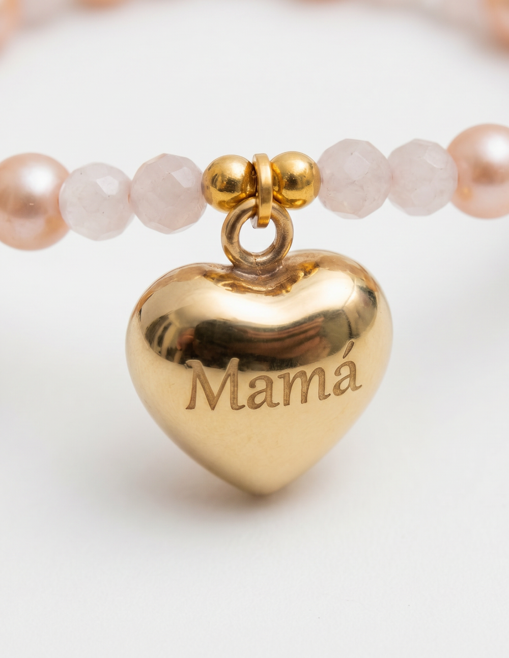 Set de Pulsera de perlas con corazón y broqueles con corazón