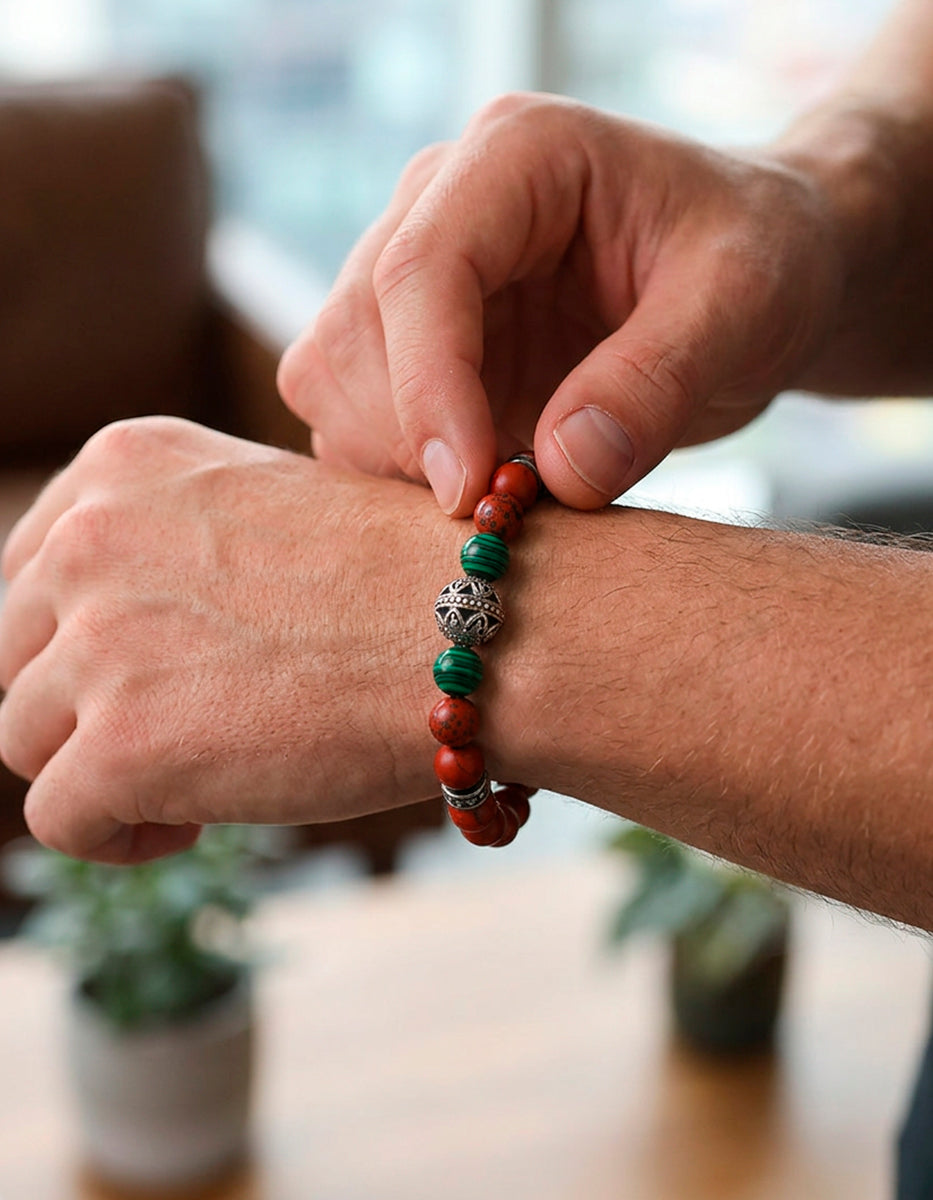 Pulsera de malaquita, jaspe y esfera de acero Nordic