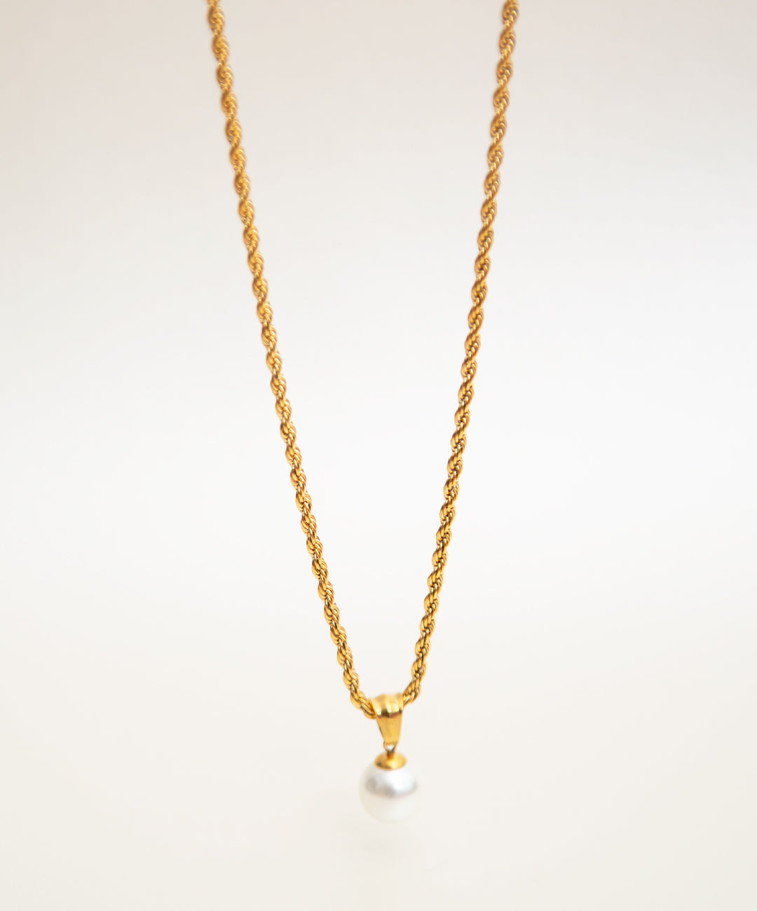 Set de 7 Joyas Goldfilled con Madre Perla: El Regalo Perfecto para Mamá