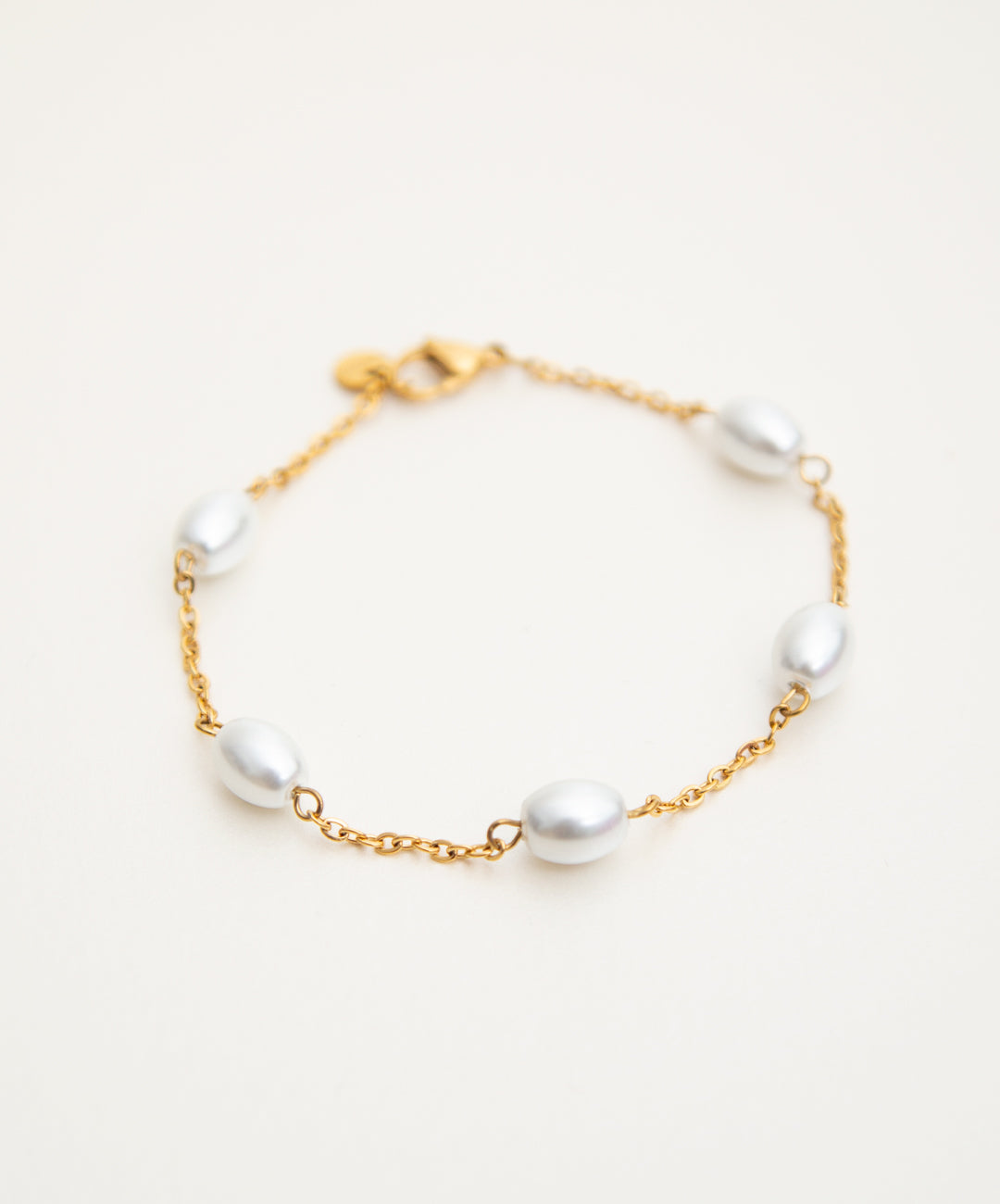 Set de 7 Joyas Goldfilled con Madre Perla: El Regalo Perfecto para Mamá